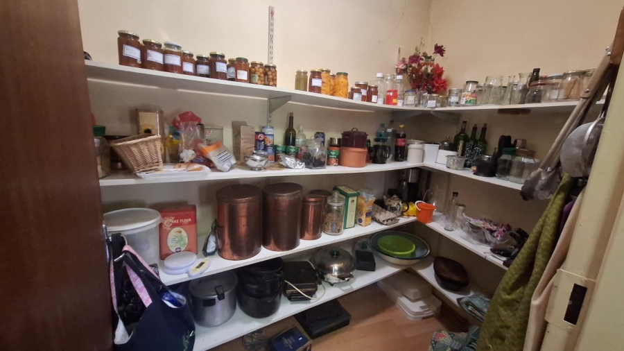 6 Bedroom Property for Sale in Mooivallei Park North West